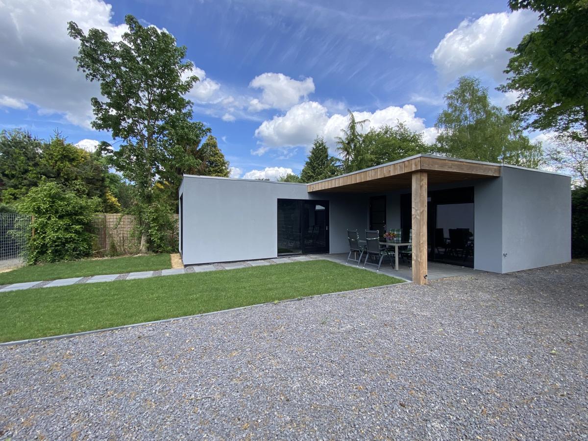 Exterior Summer
