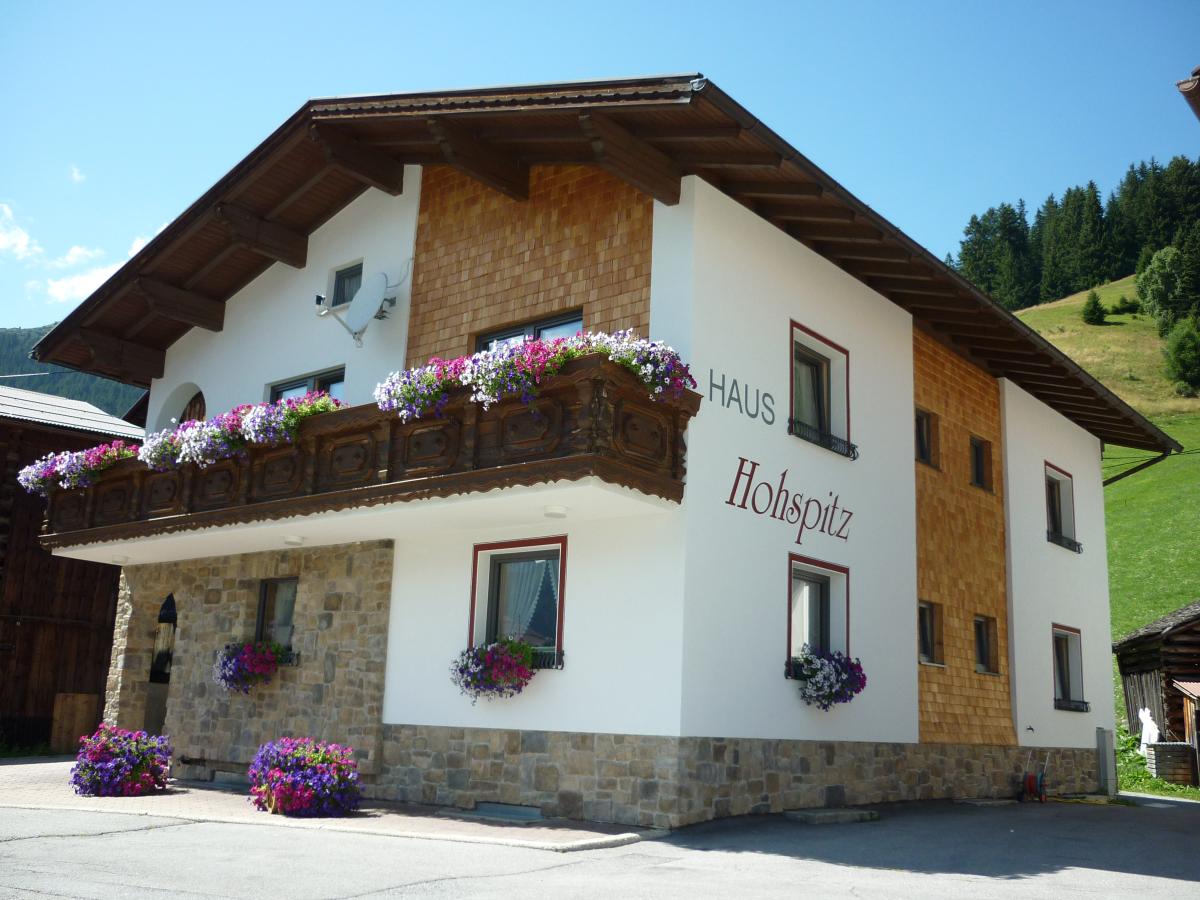 Villa photo 1