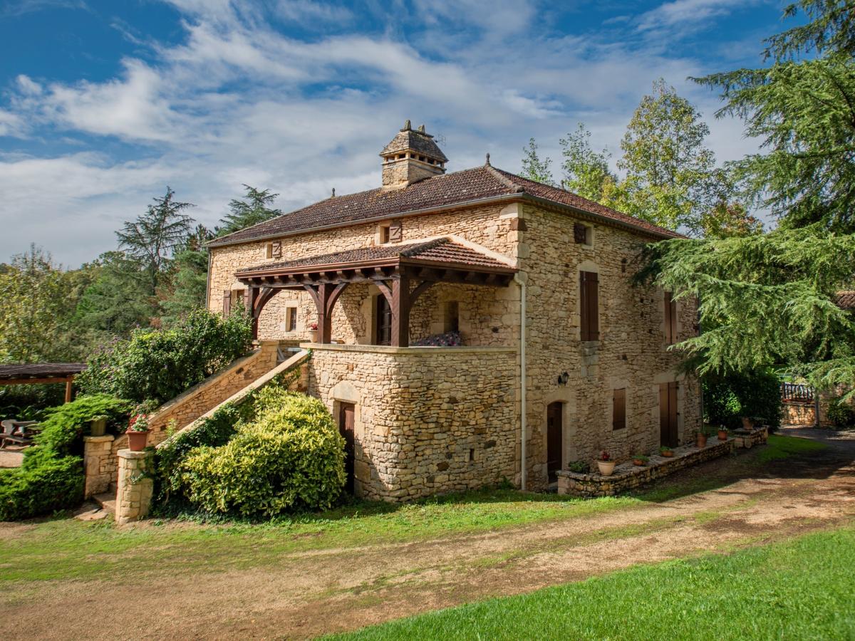 Villa photo 1