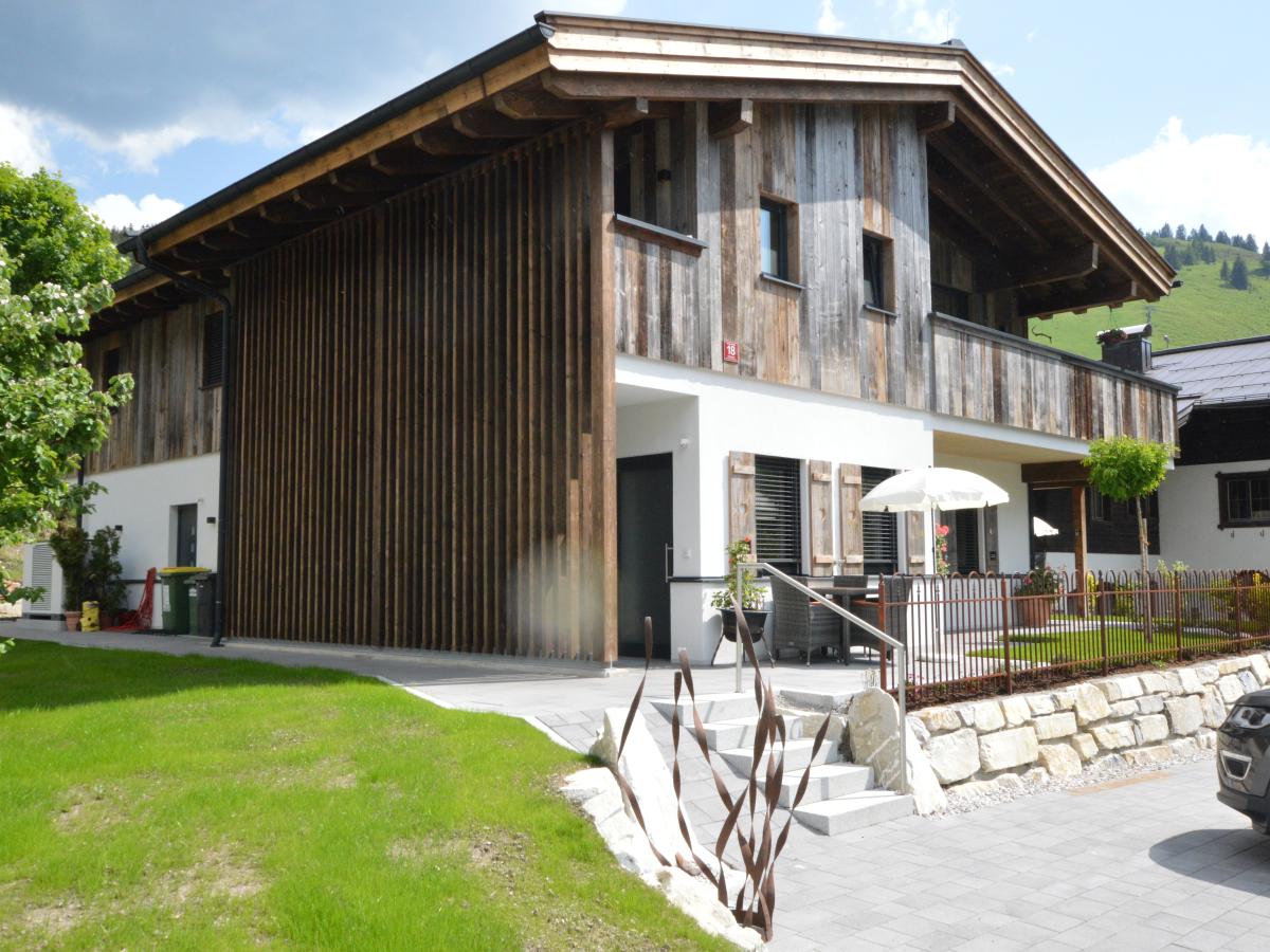 Villa photo 1