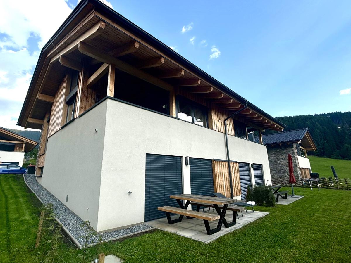 Exterior Summer