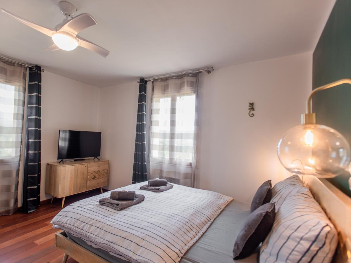 Bed Room