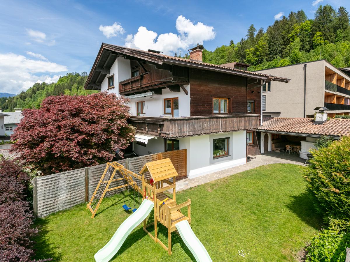Villa photo 1