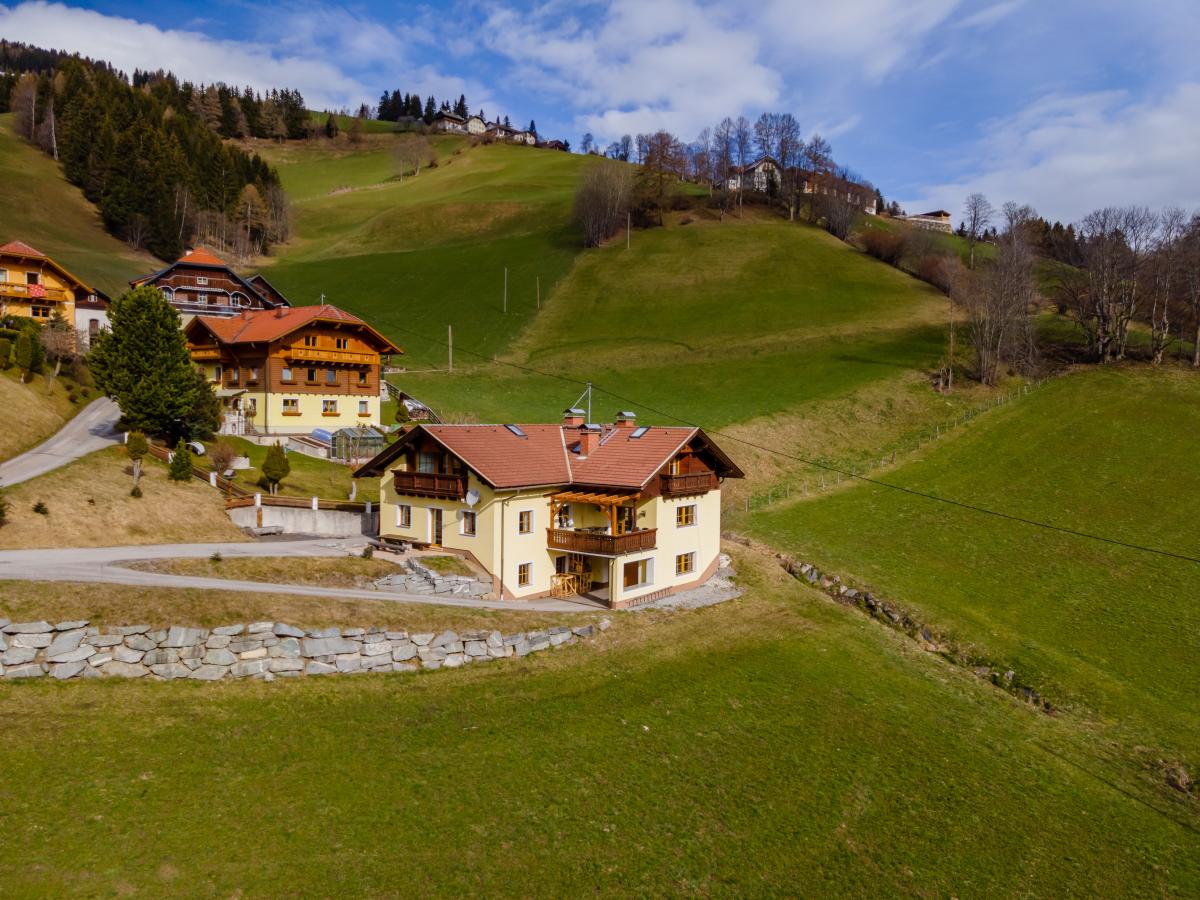 Villa photo 1