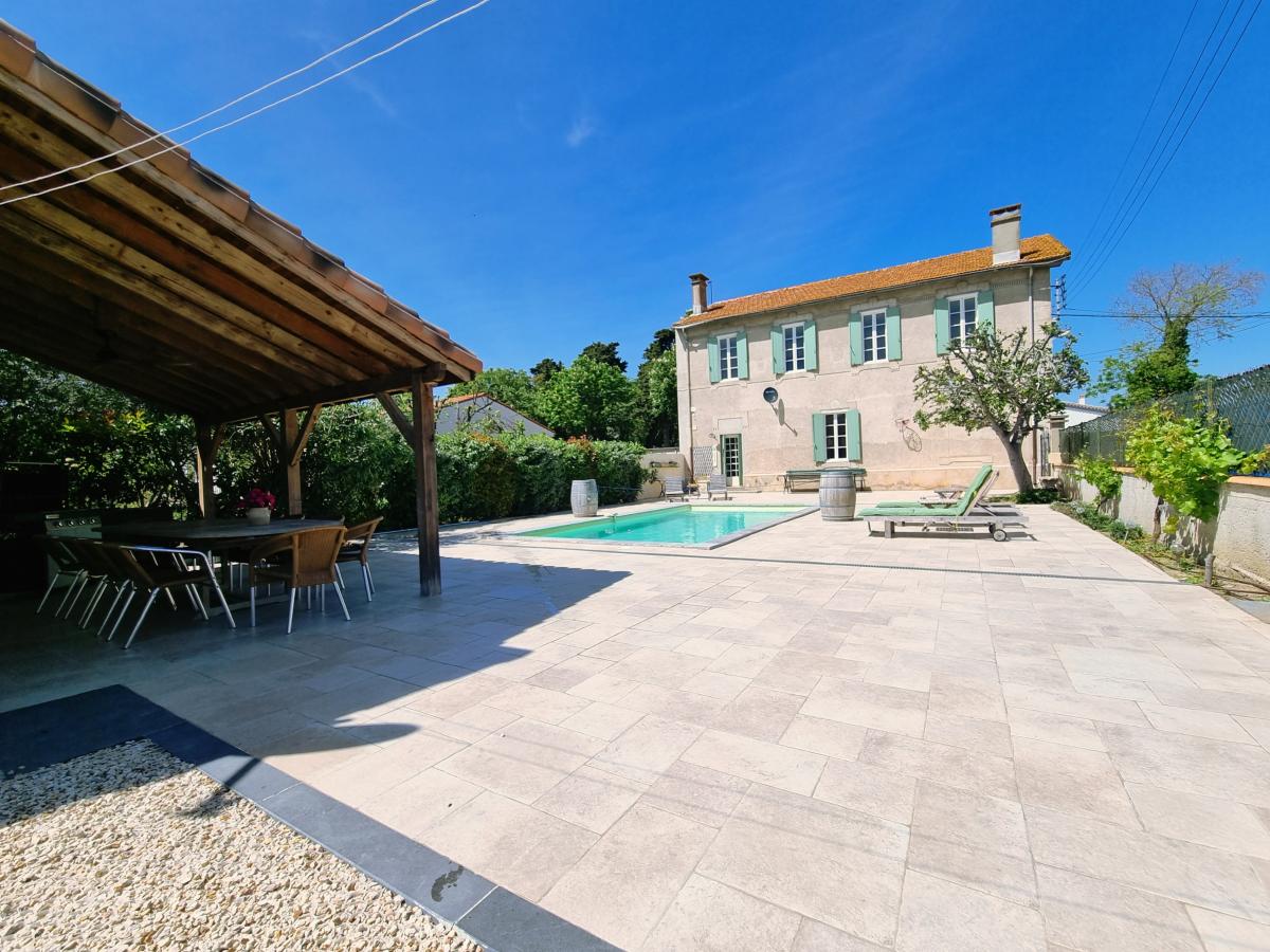 Villa photo 1