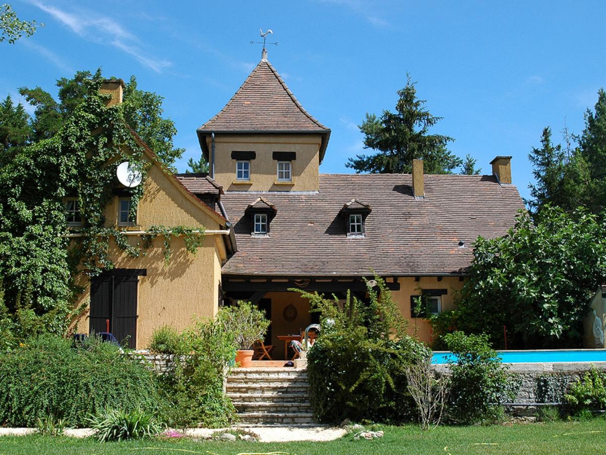 Villa photo 1