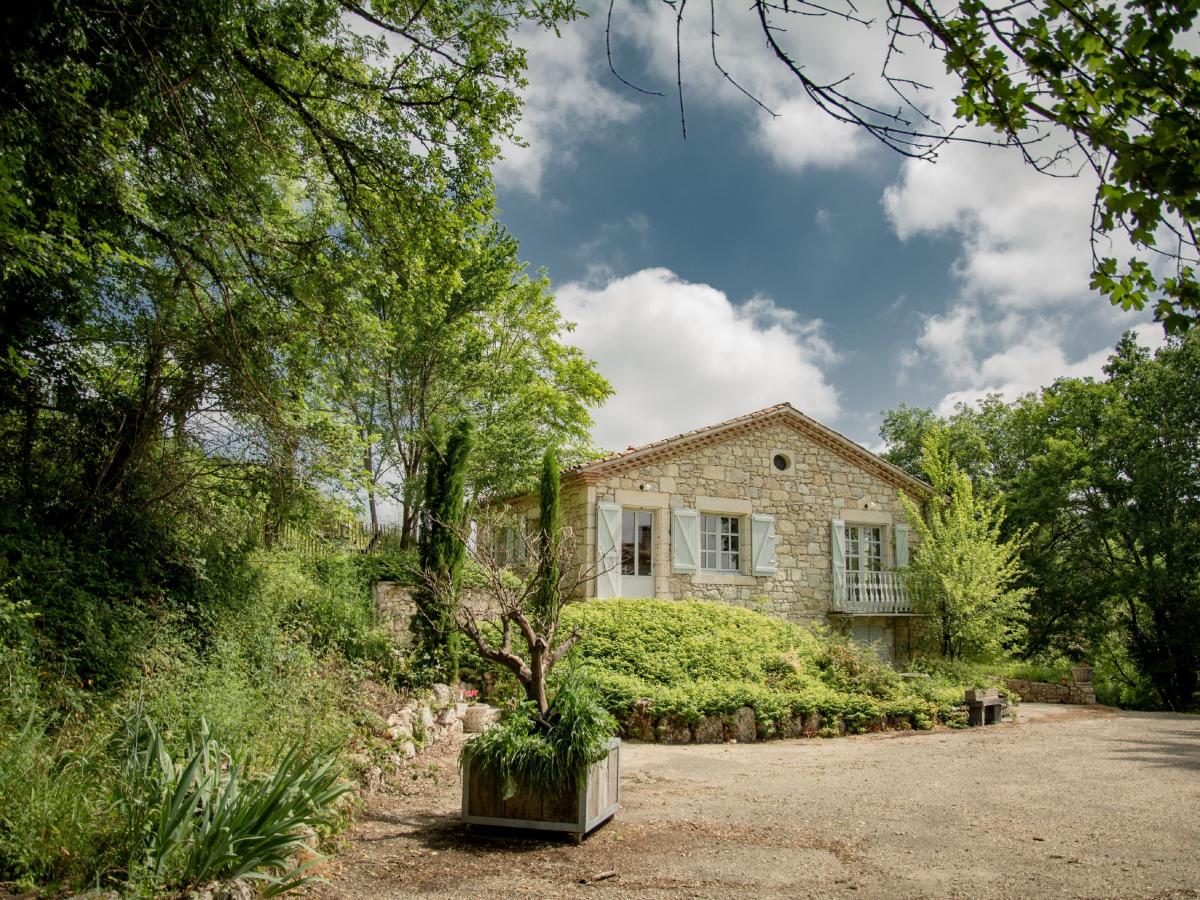 Villa photo 1