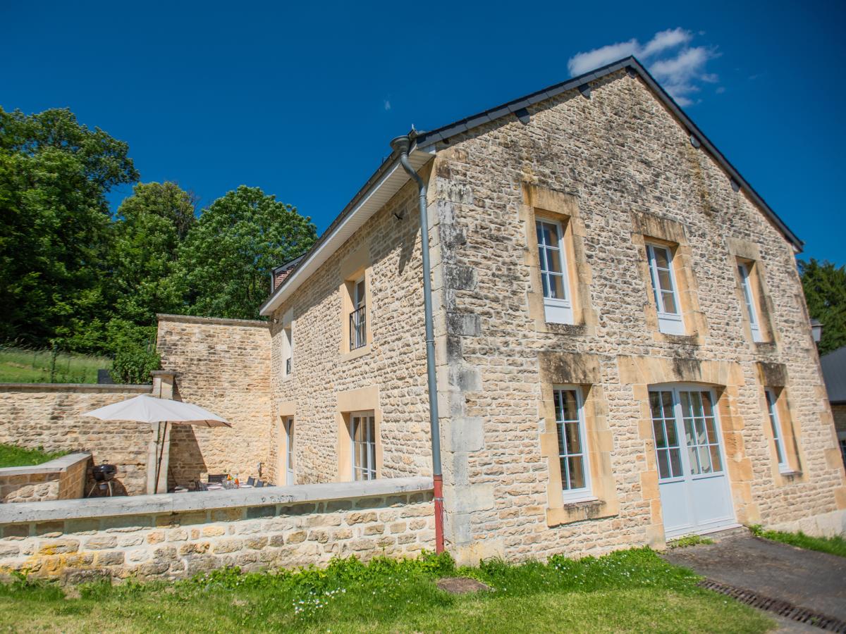 Exterior Summer
