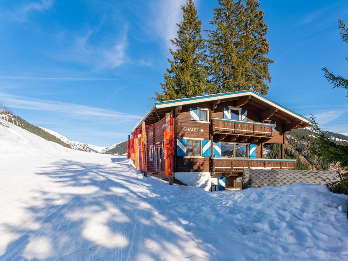 Villa photo 1