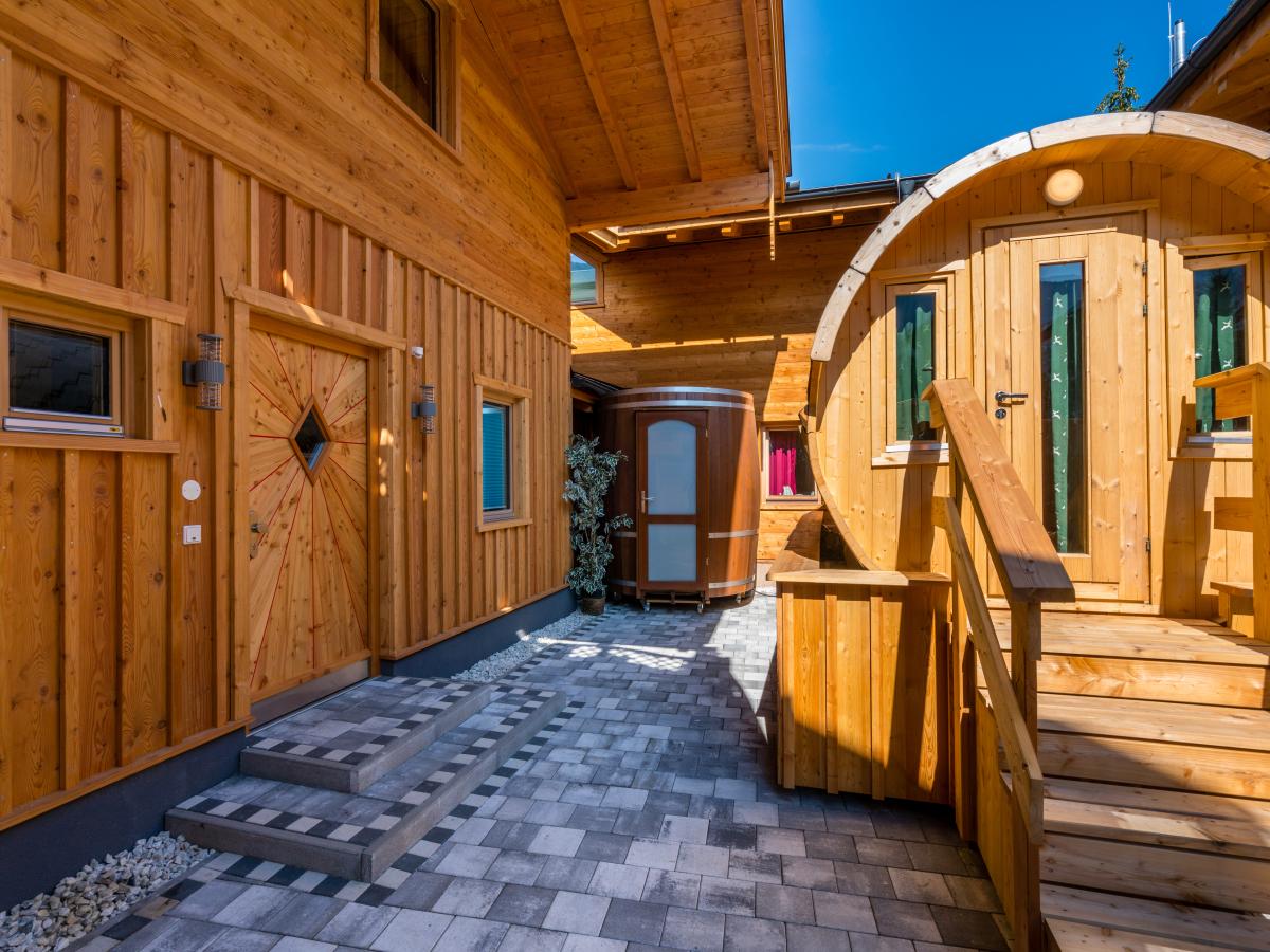 Exterior Summer