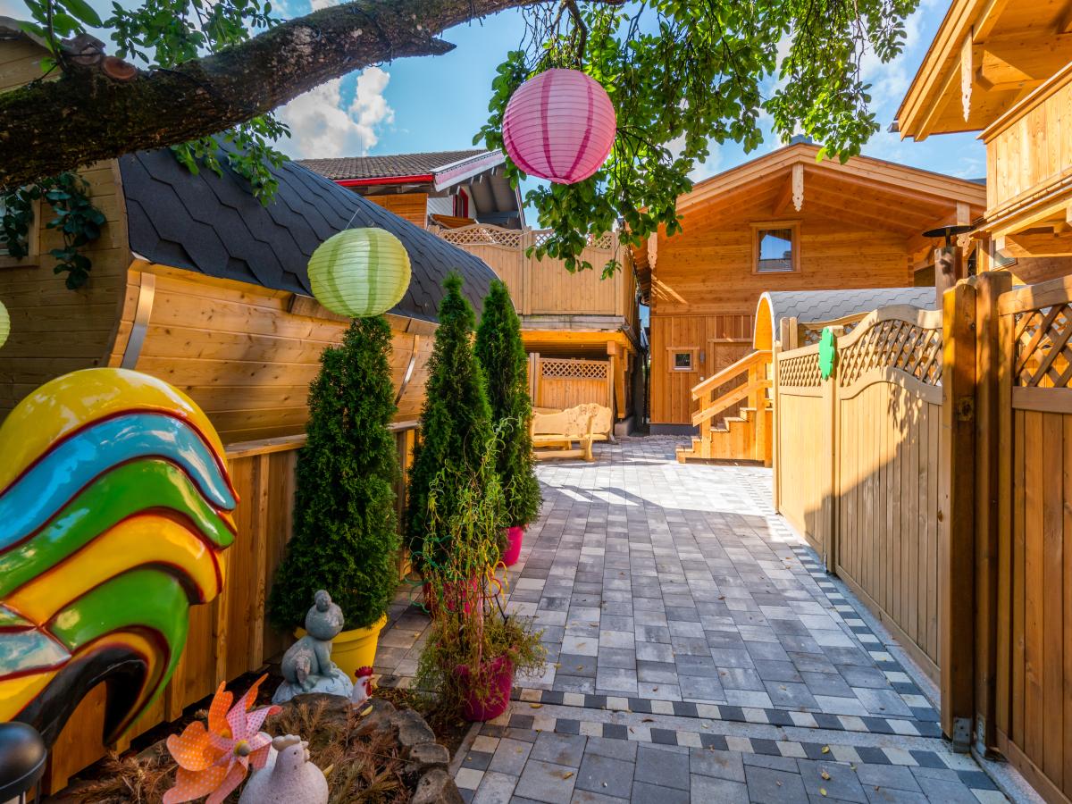 Exterior Summer