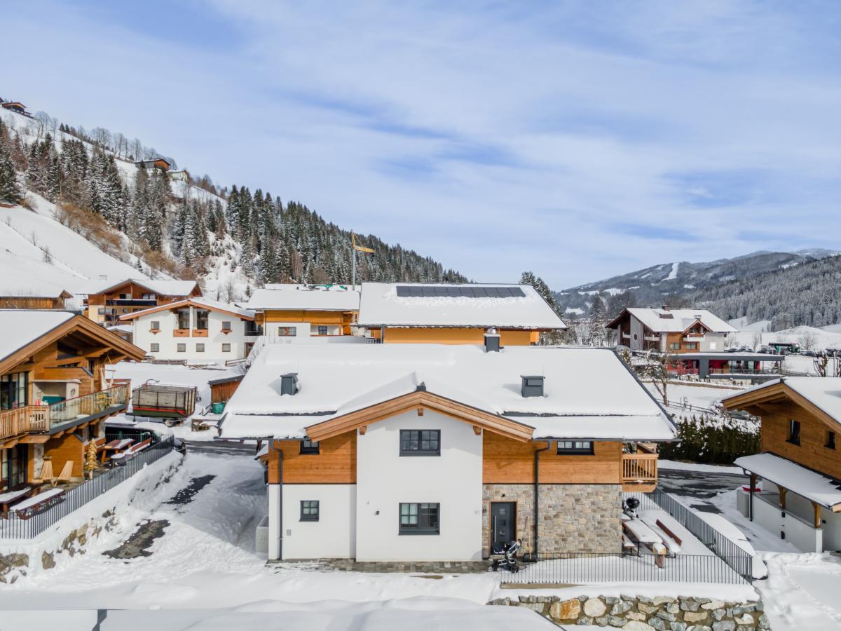 Exterior Winter