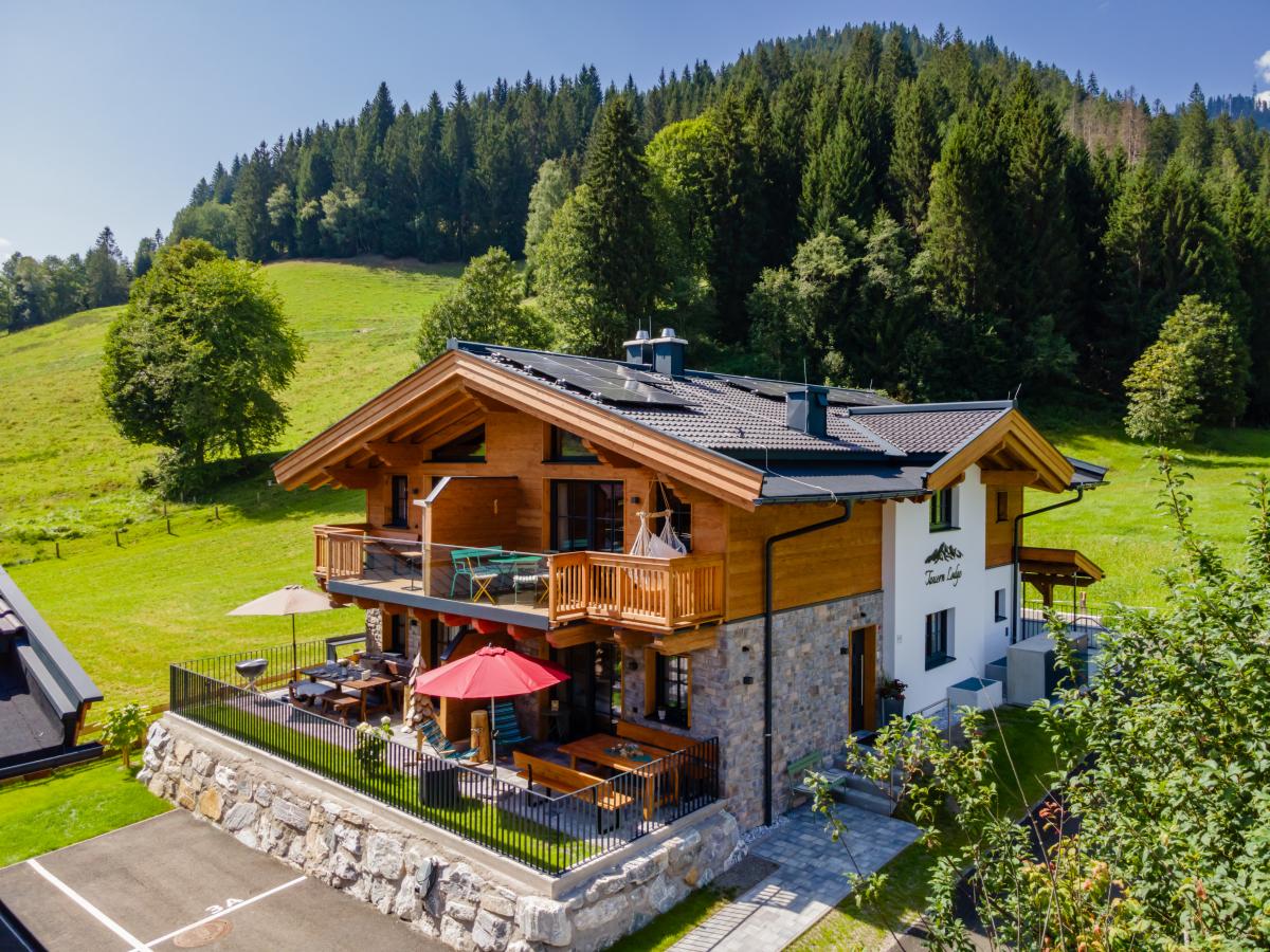 Villa photo 1