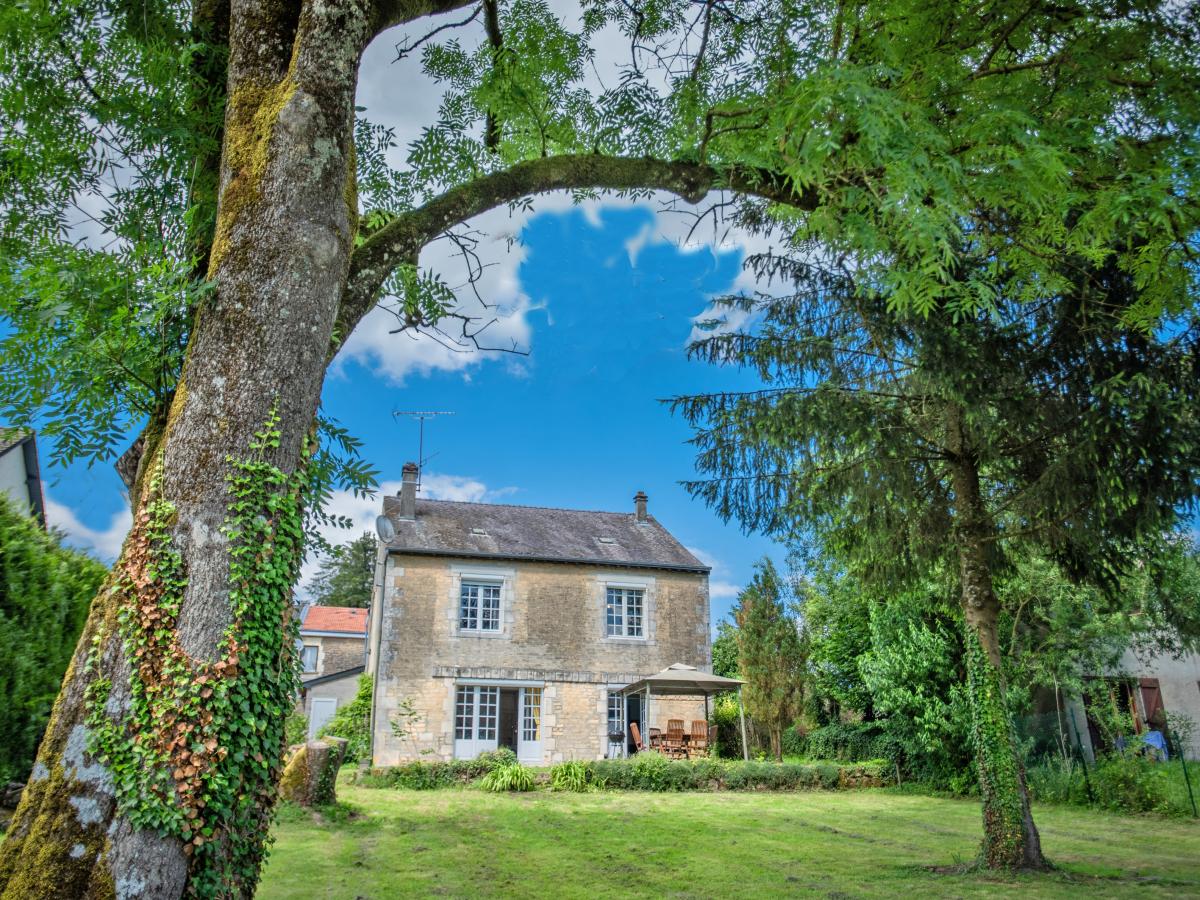 Villa photo 1