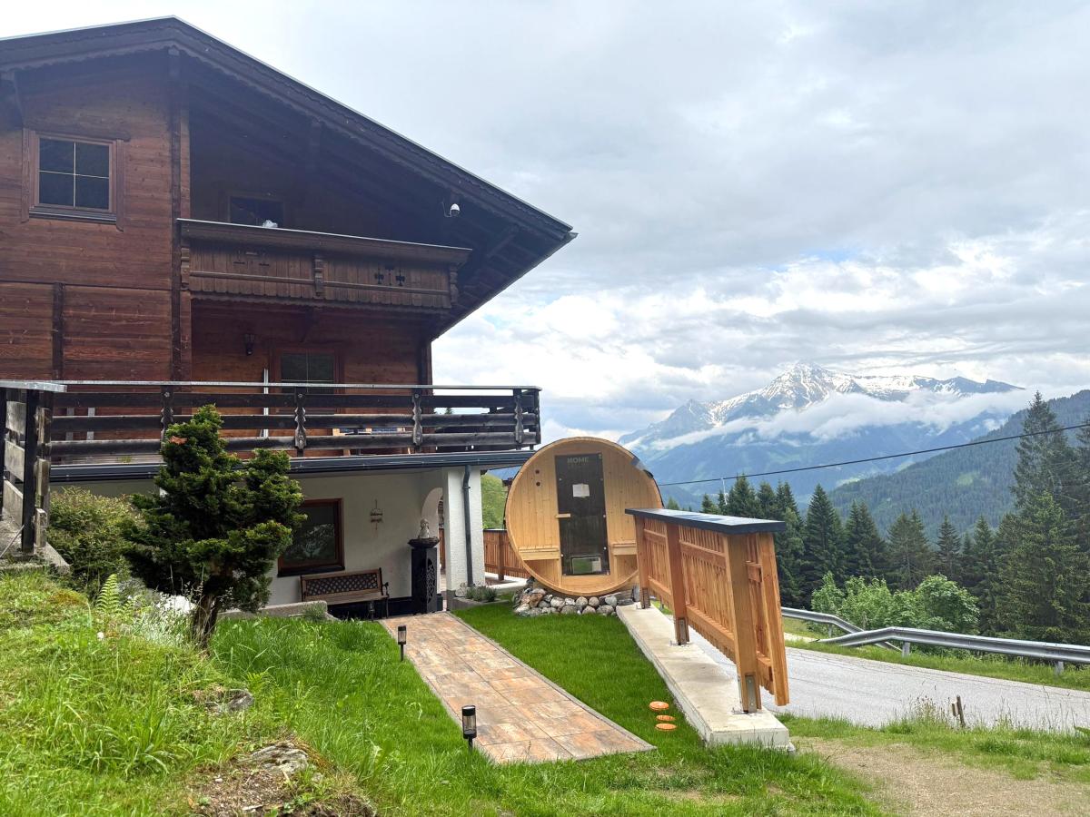 Villa photo 1