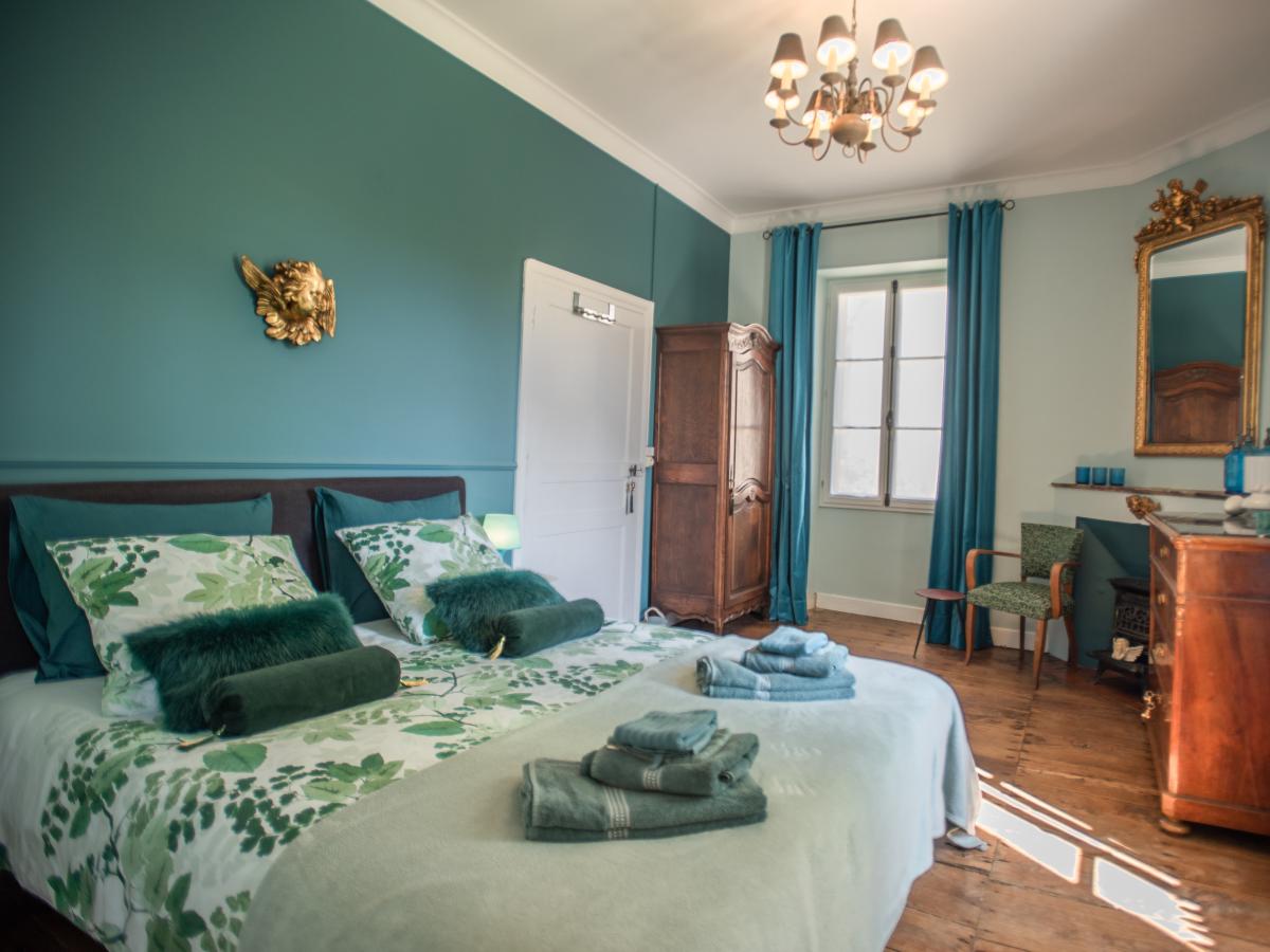 Bed Room