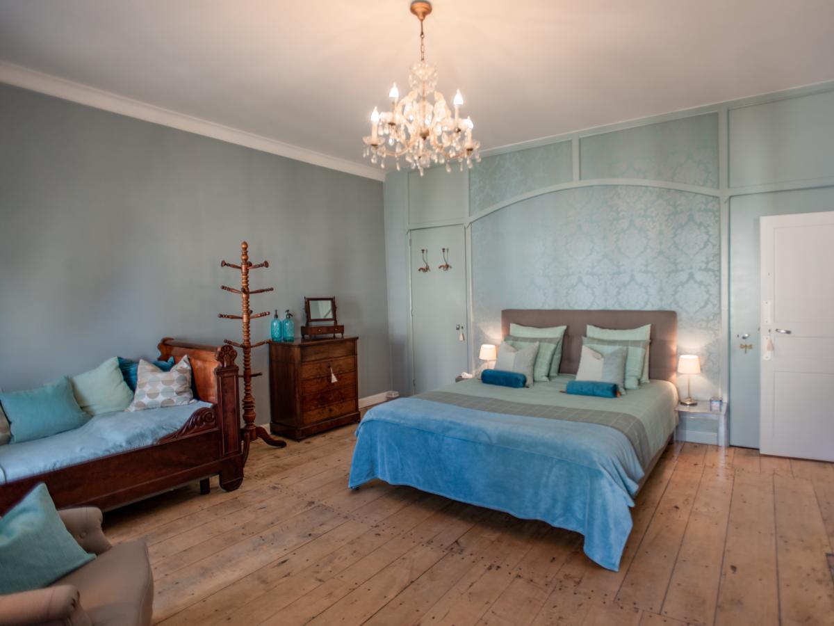 Bed Room