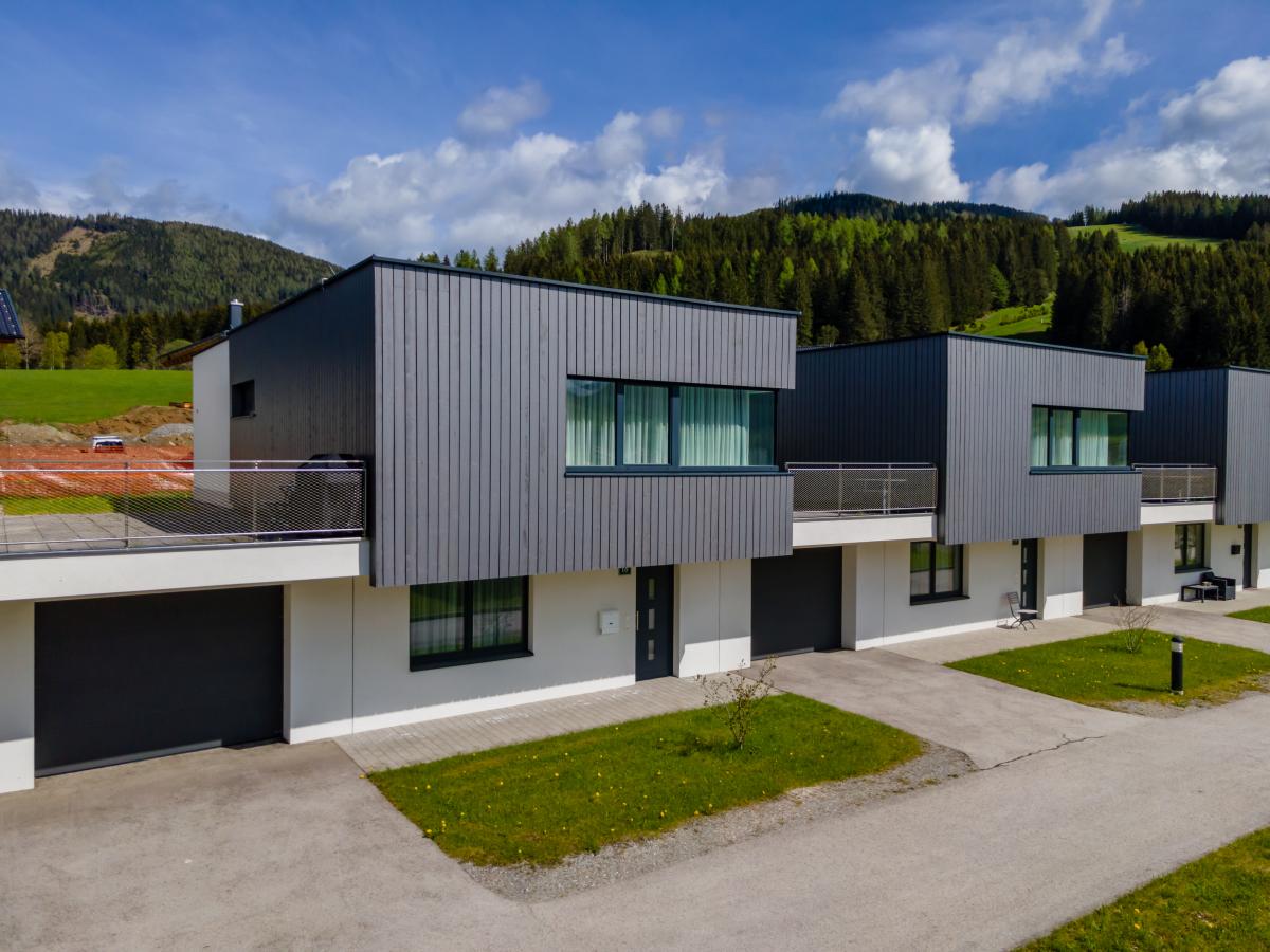 Villa photo 1