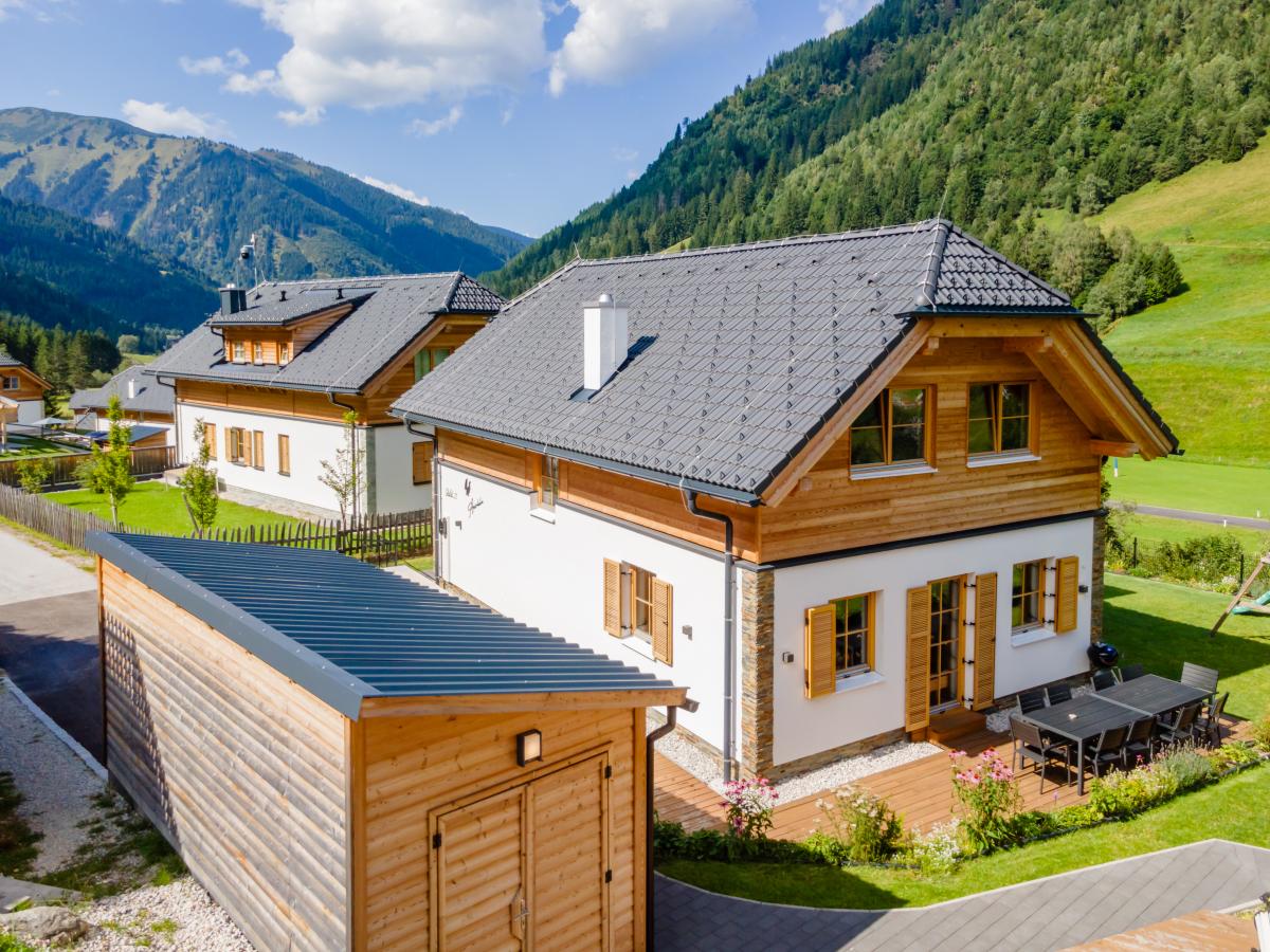 Exterior Summer