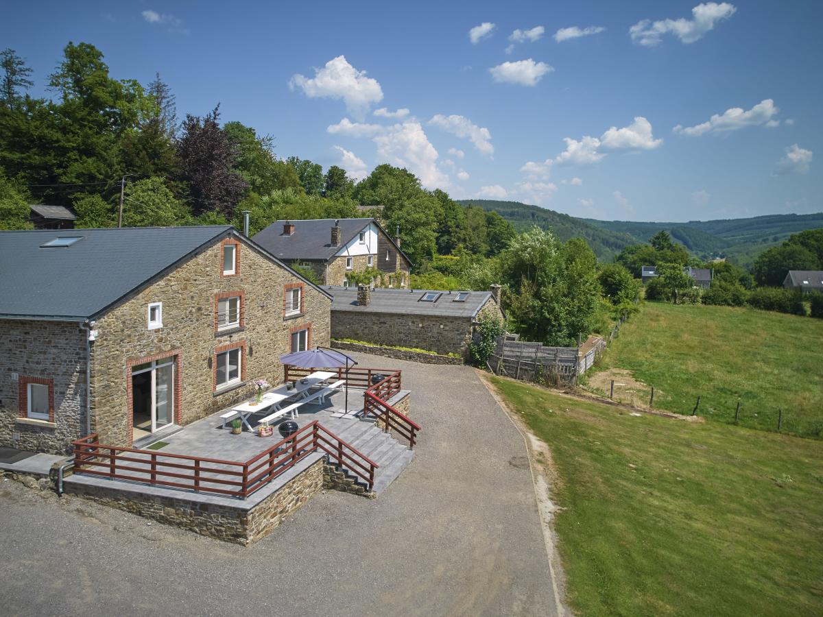Exterior Summer
