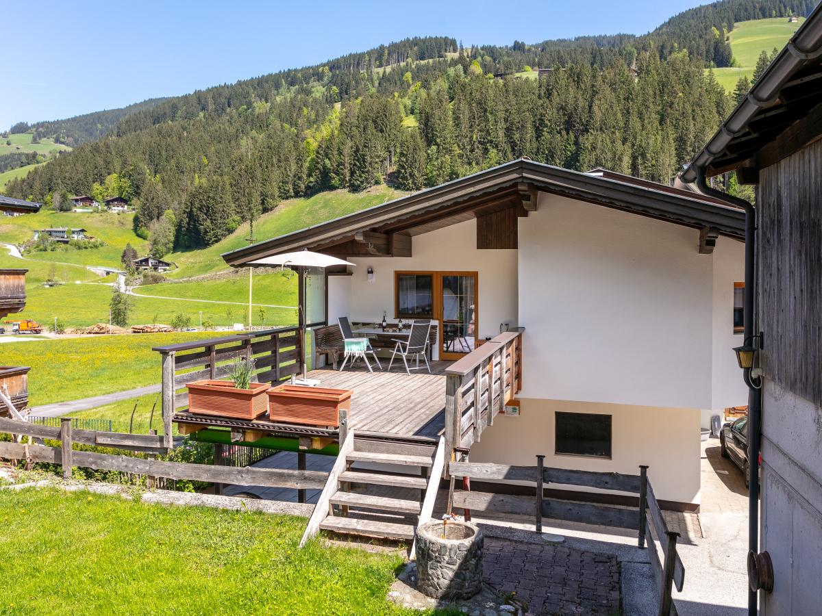 Villa photo 1