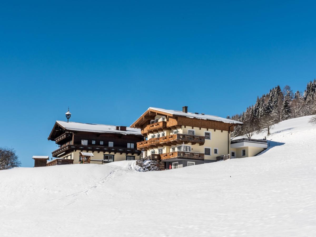 Exterior Winter
