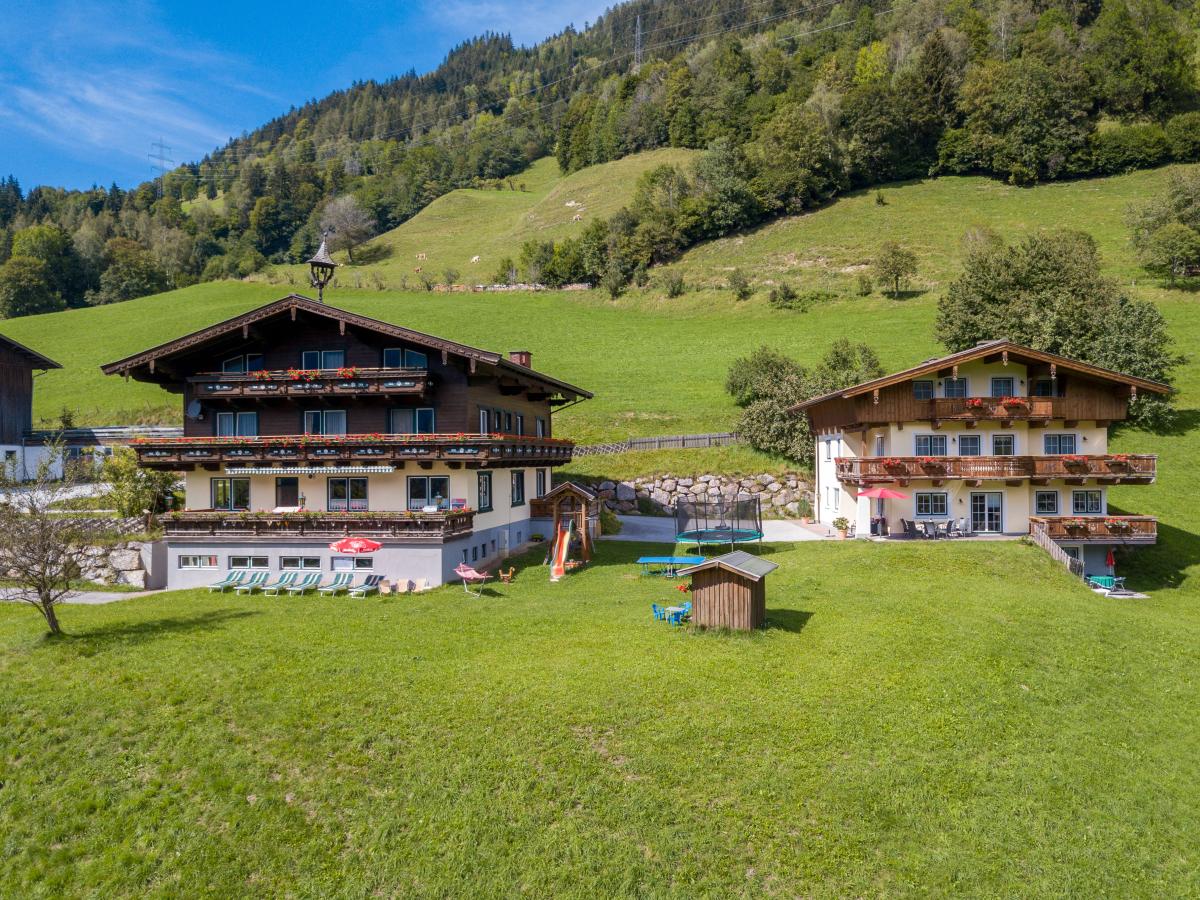 Villa photo 1
