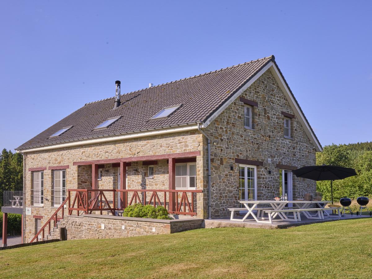Exterior Summer