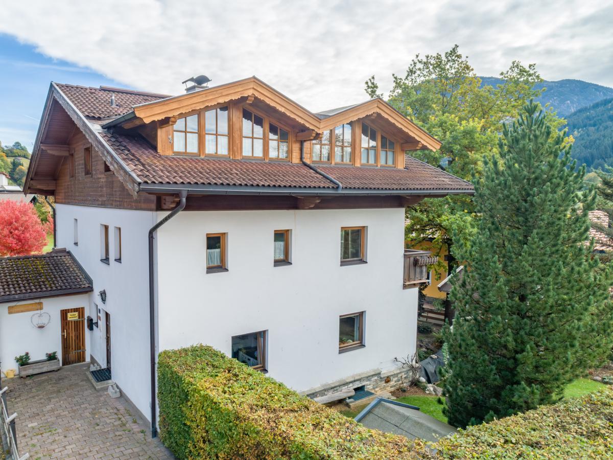 Villa photo 1