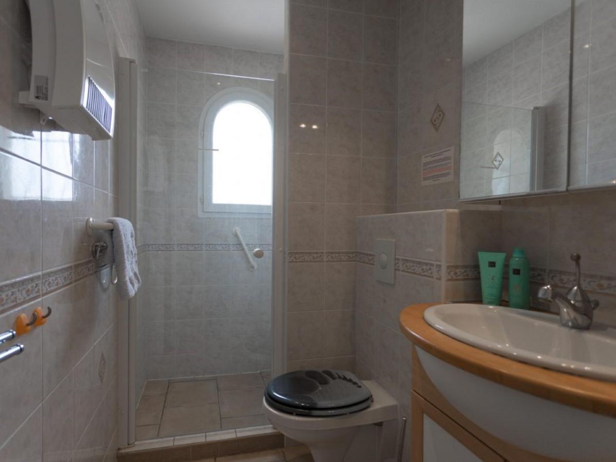 Bath Room
