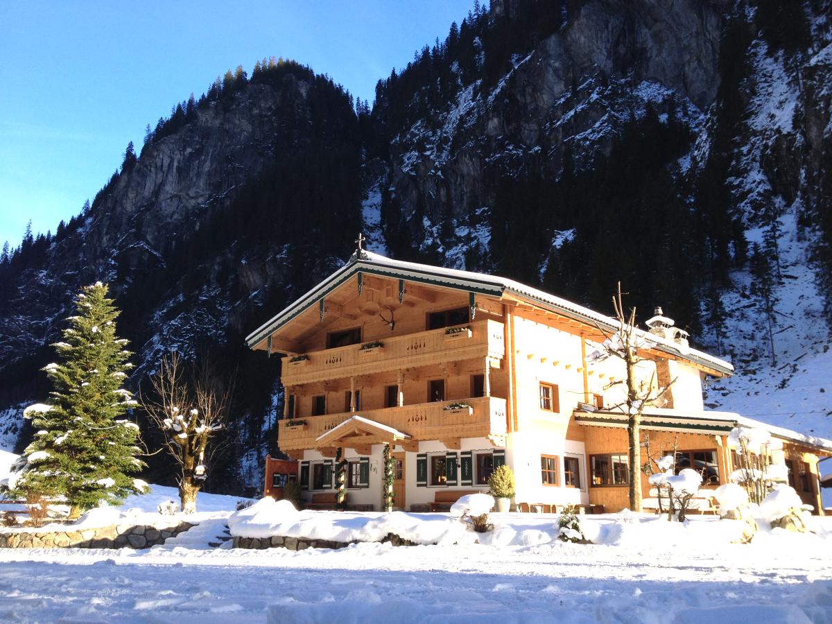 Villa photo 1
