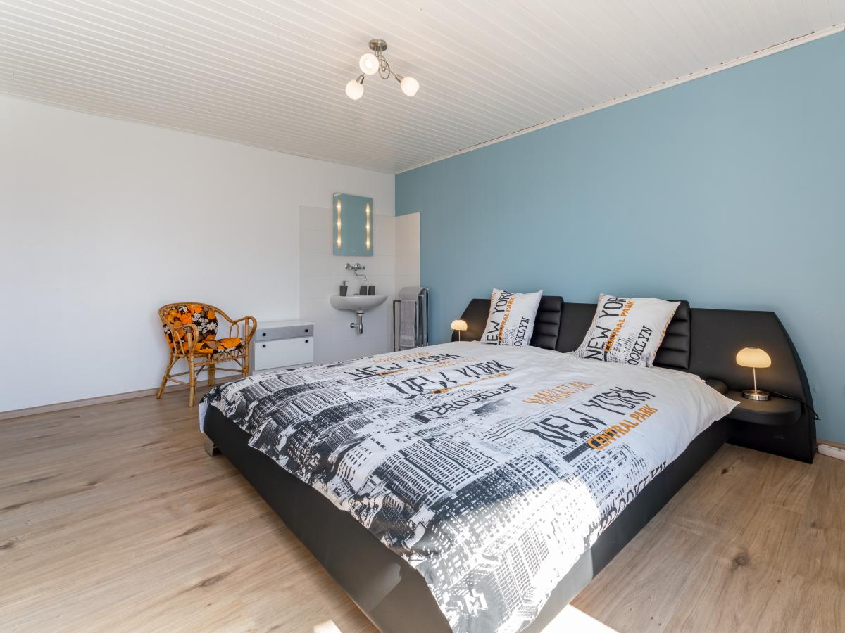 Bed Room