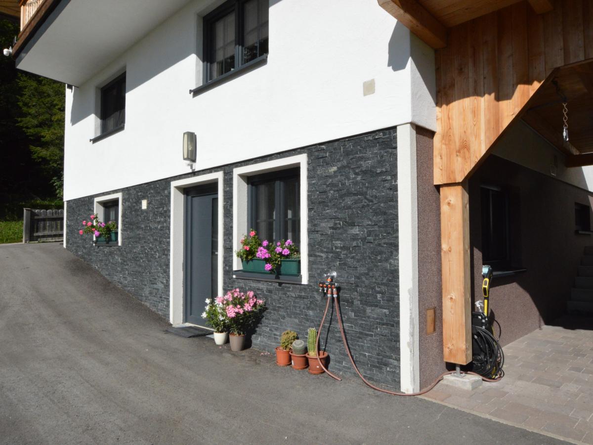 Exterior Summer