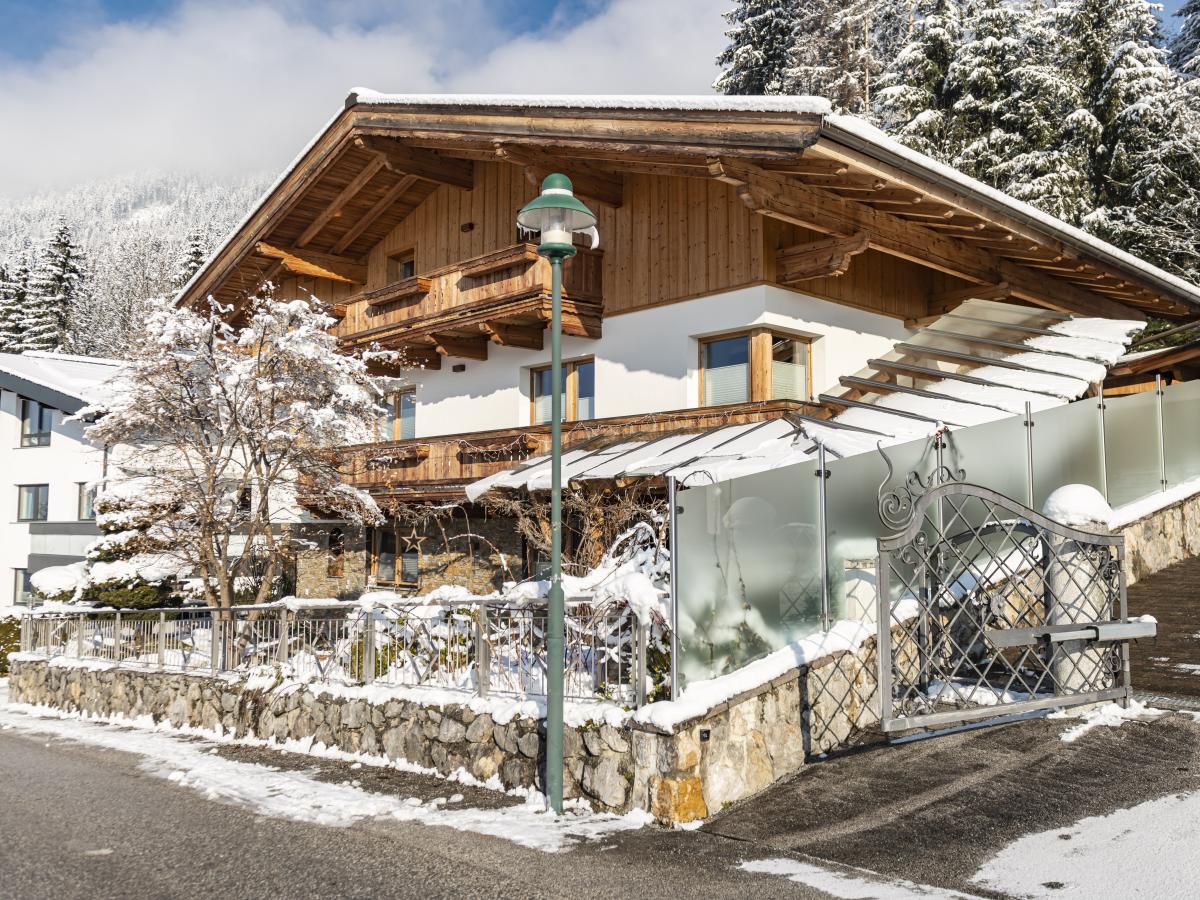 Exterior Winter