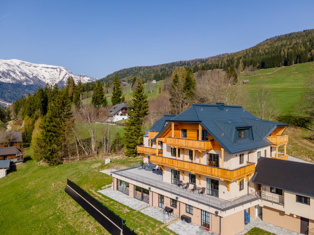 Villa photo 1