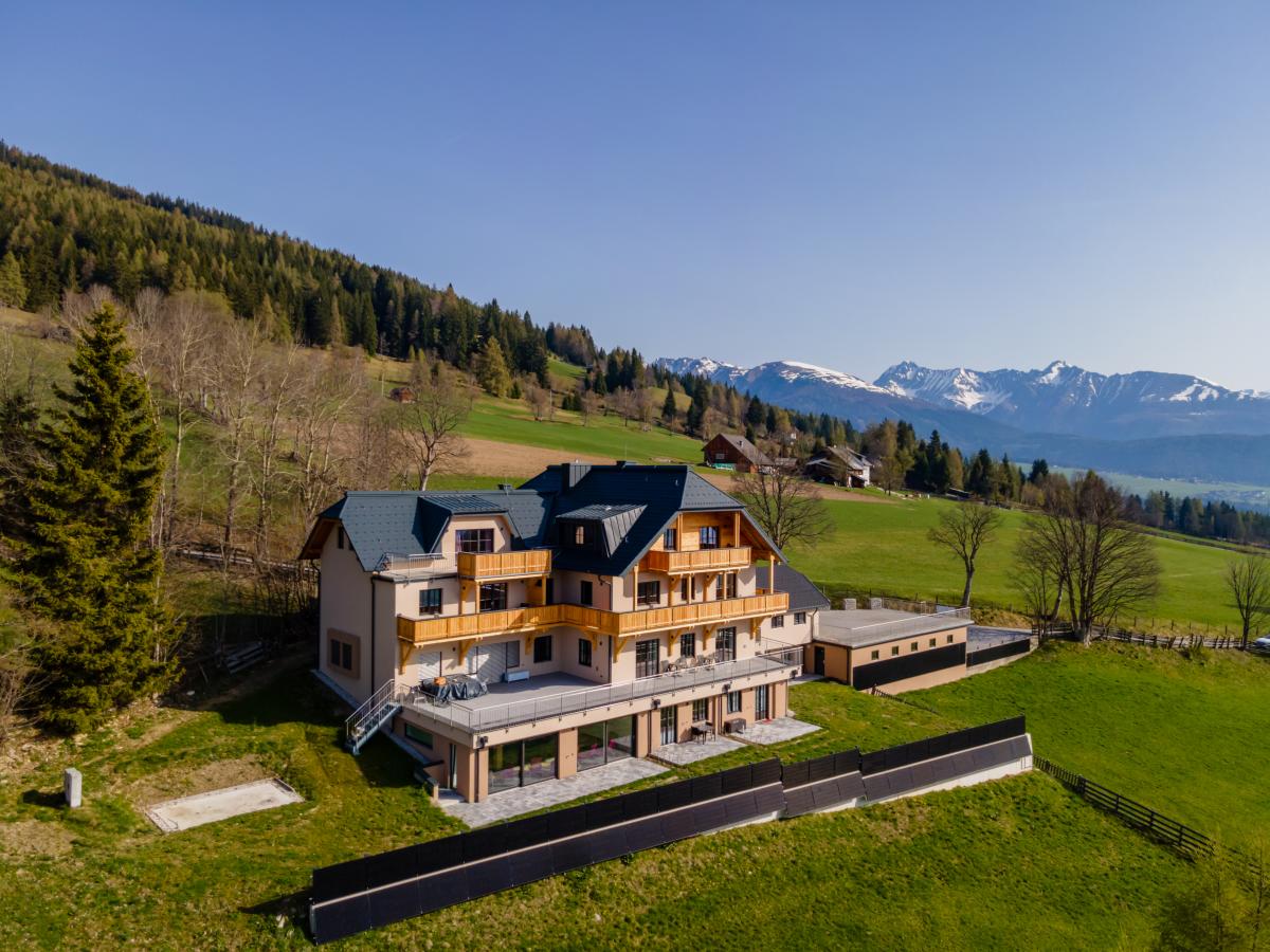 Exterior Summer