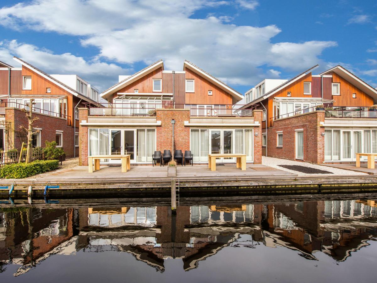 Villa photo 1