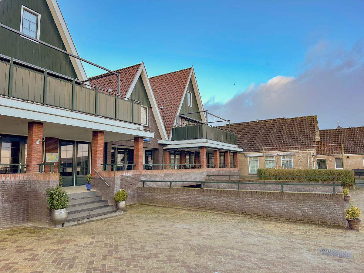 Villa photo 1