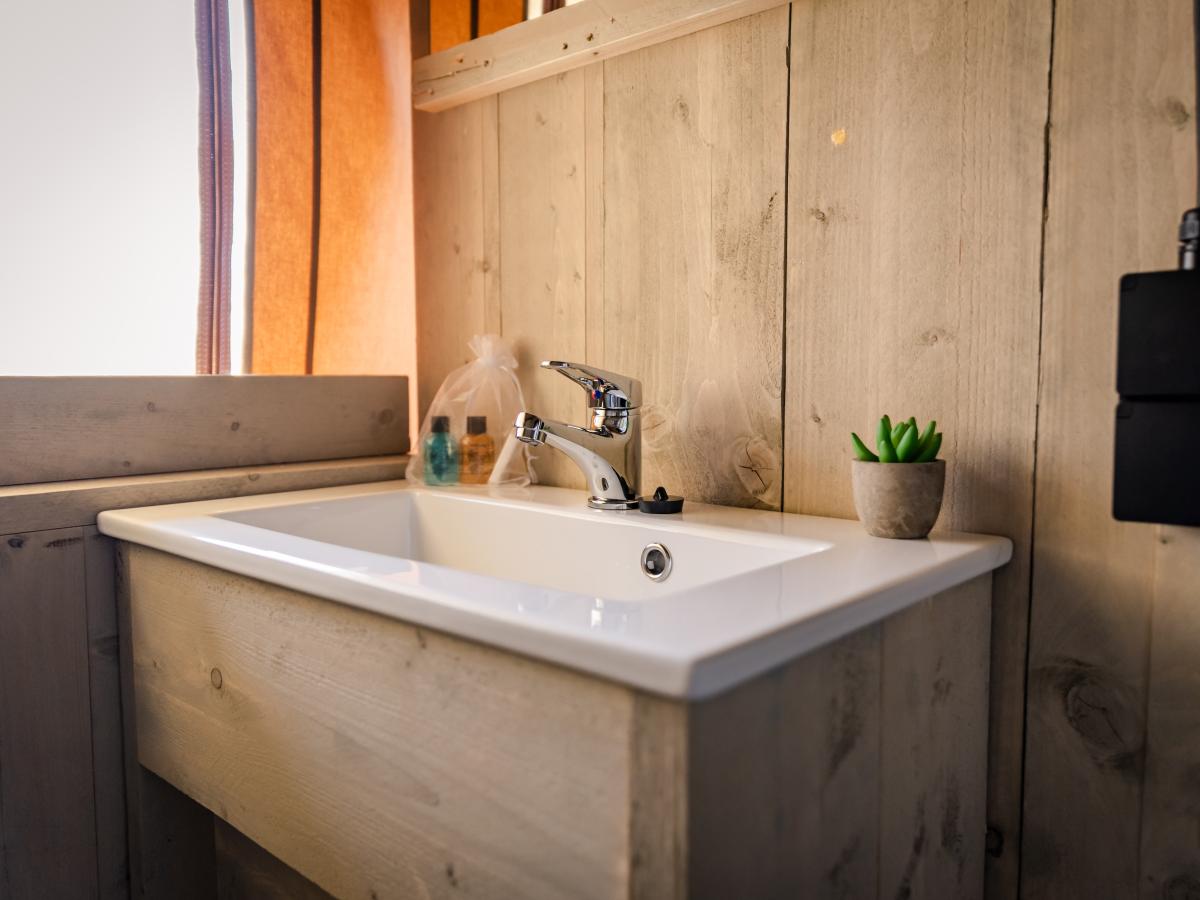 Bath Room