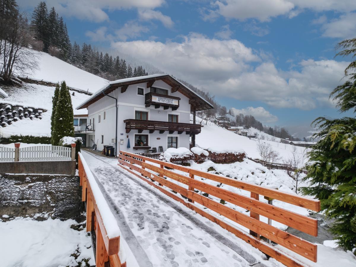 Villa photo 1