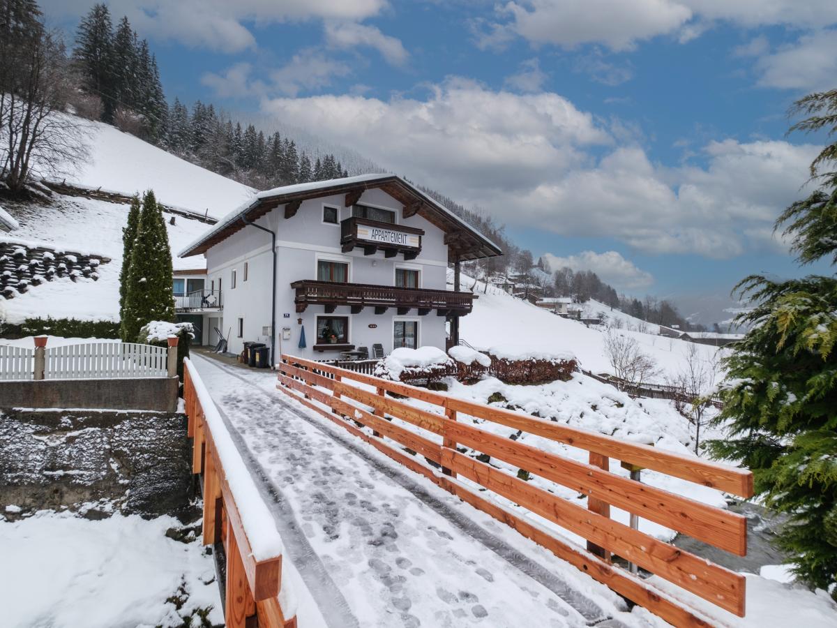 Villa photo 1