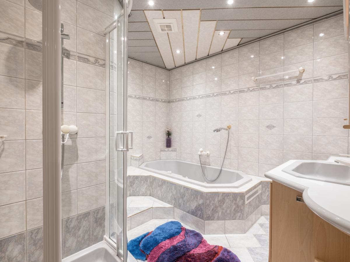 Bath Room