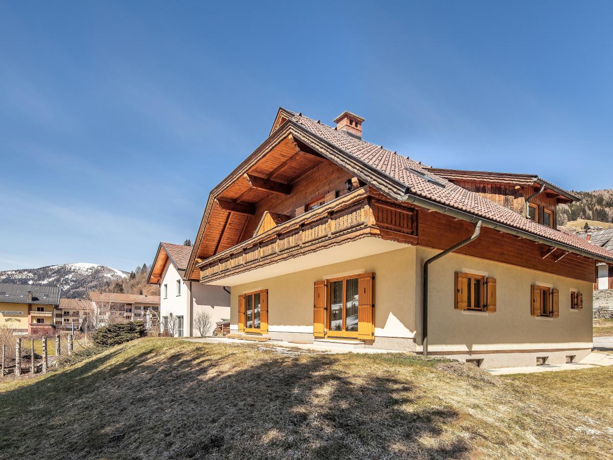 Villa photo 1