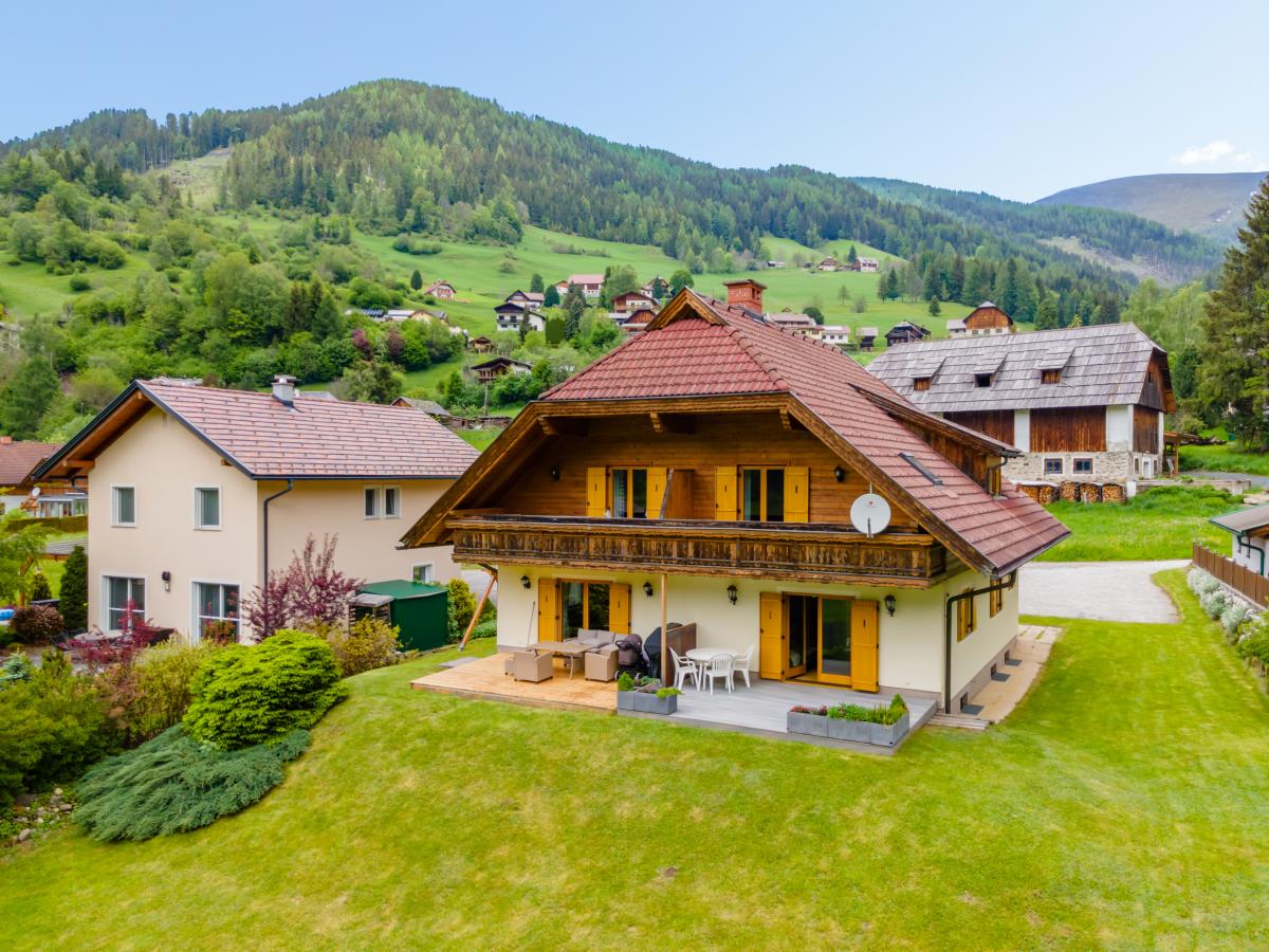 Villa photo 1