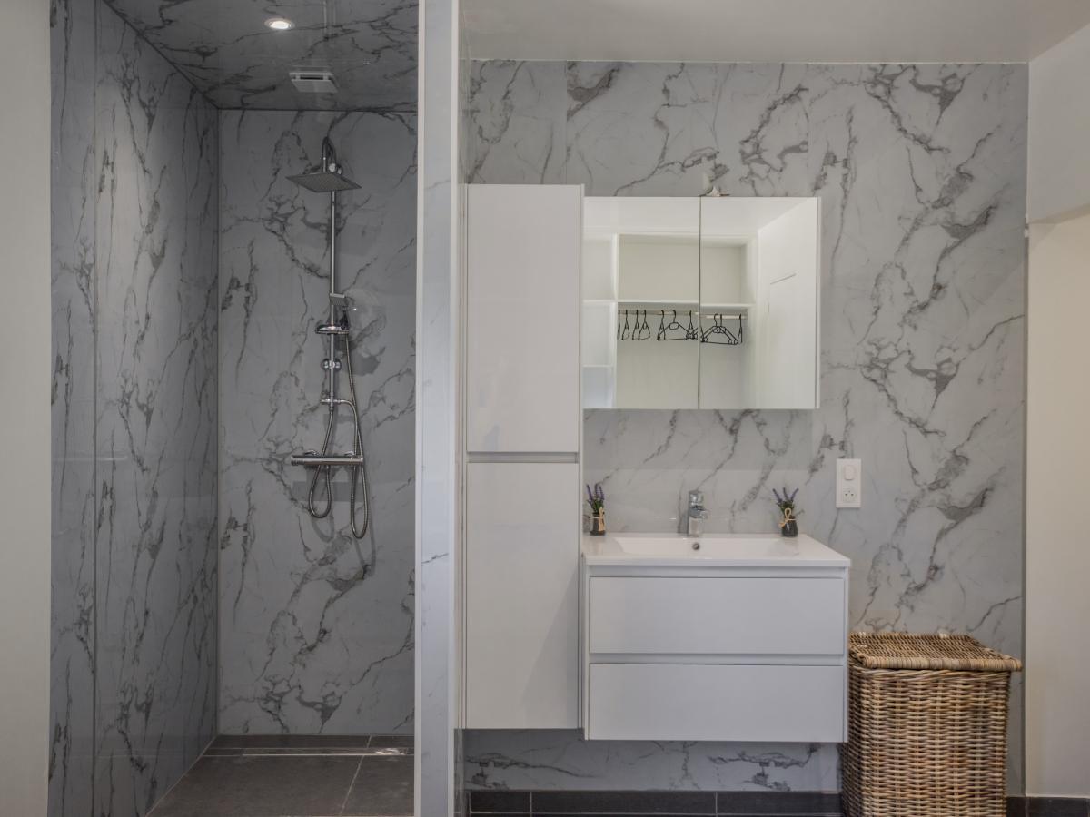 Bath Room