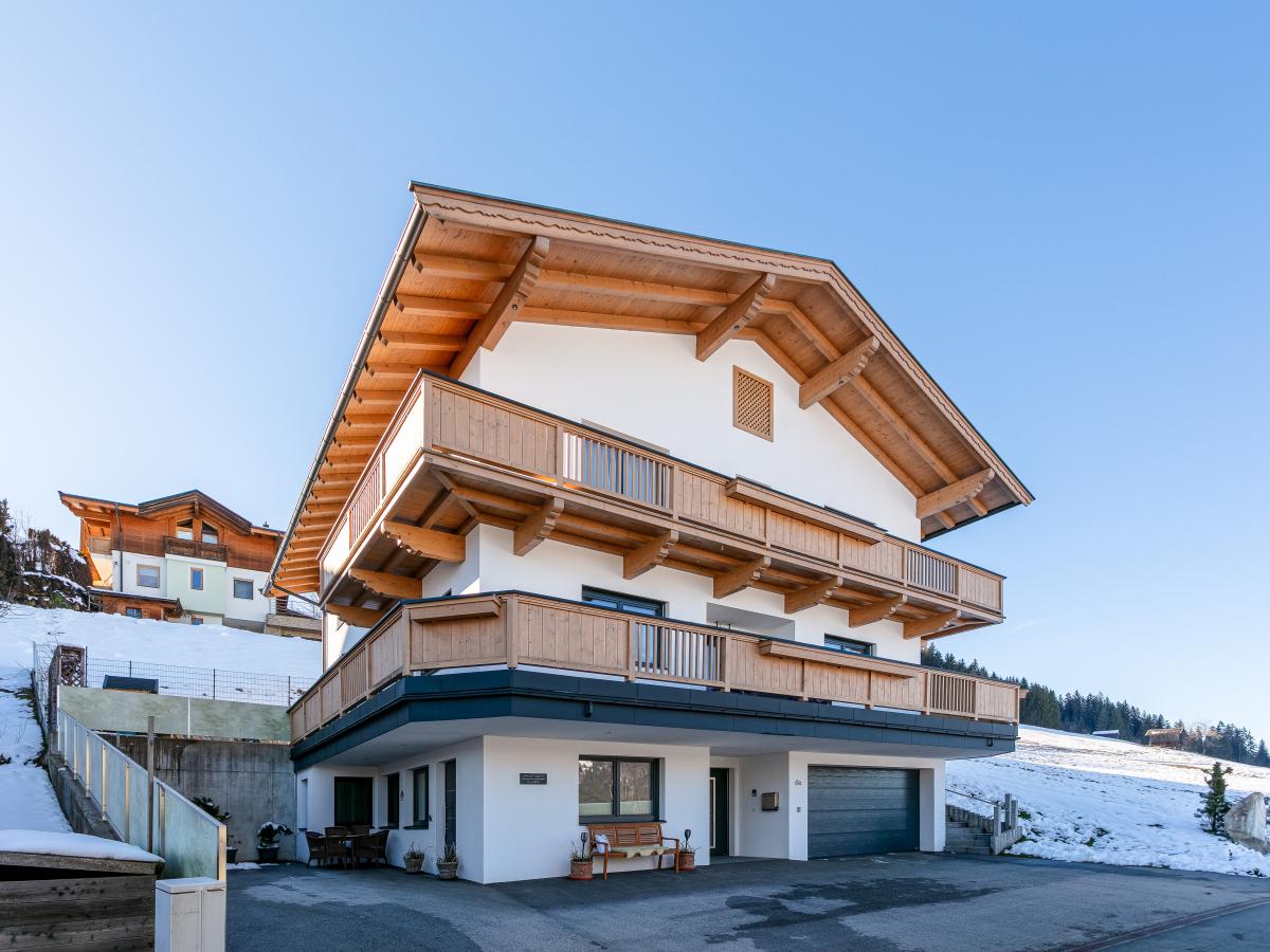 Villa photo 1