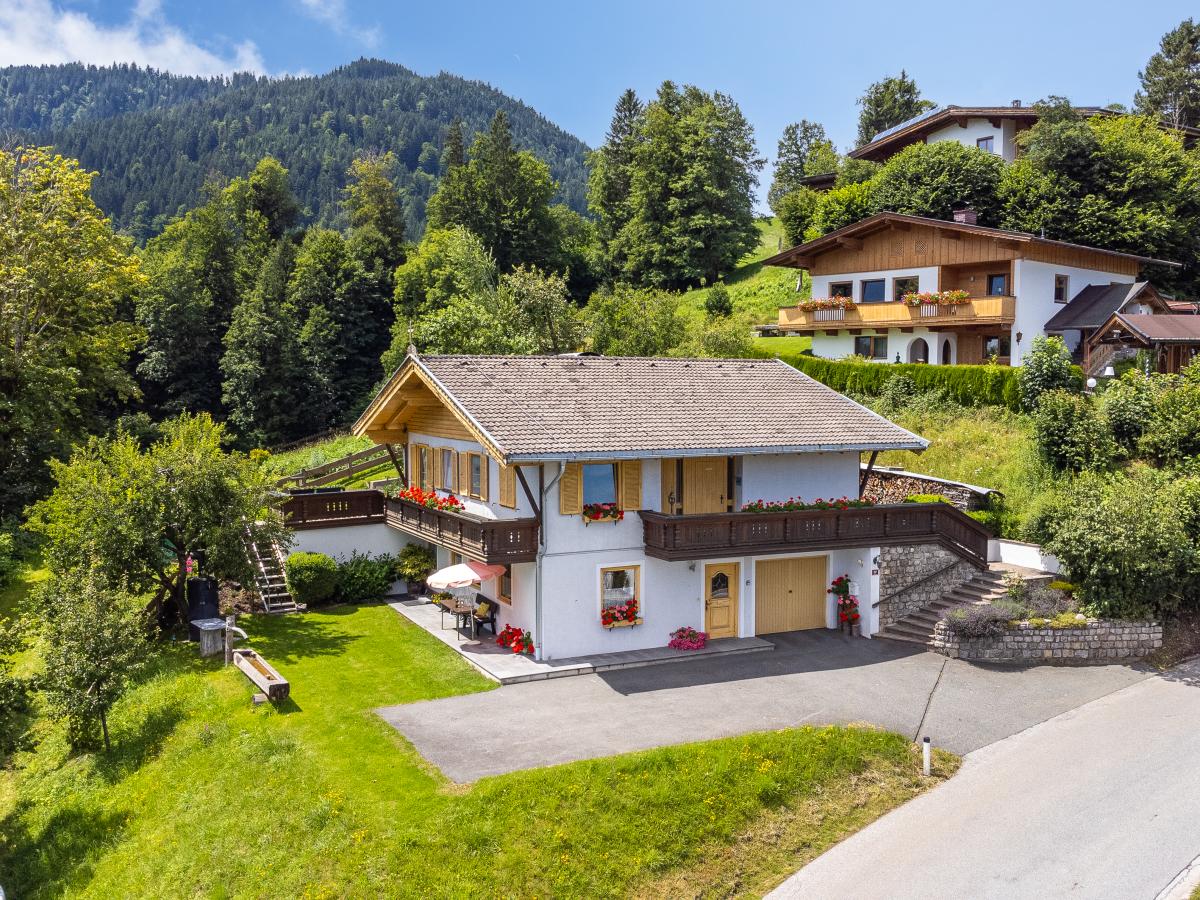 Villa photo 1
