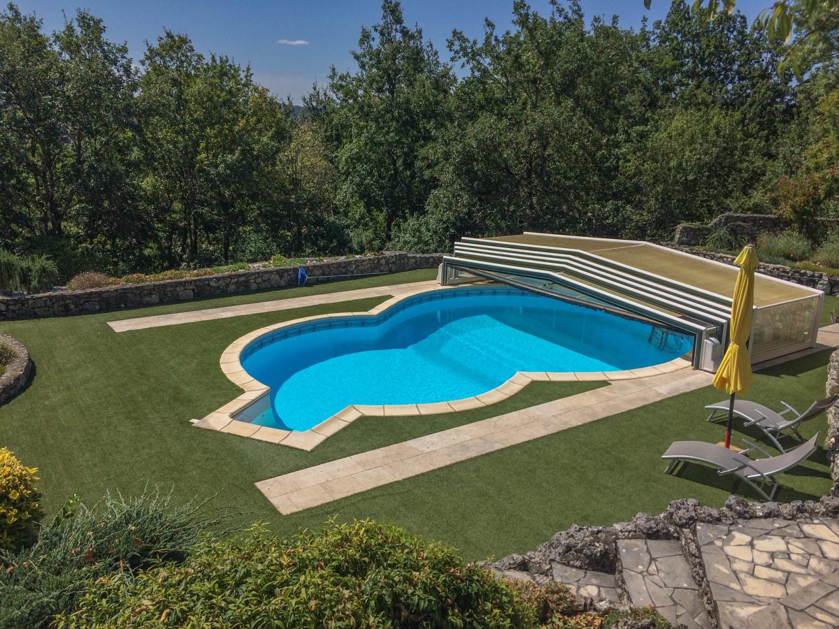 Villa photo 1