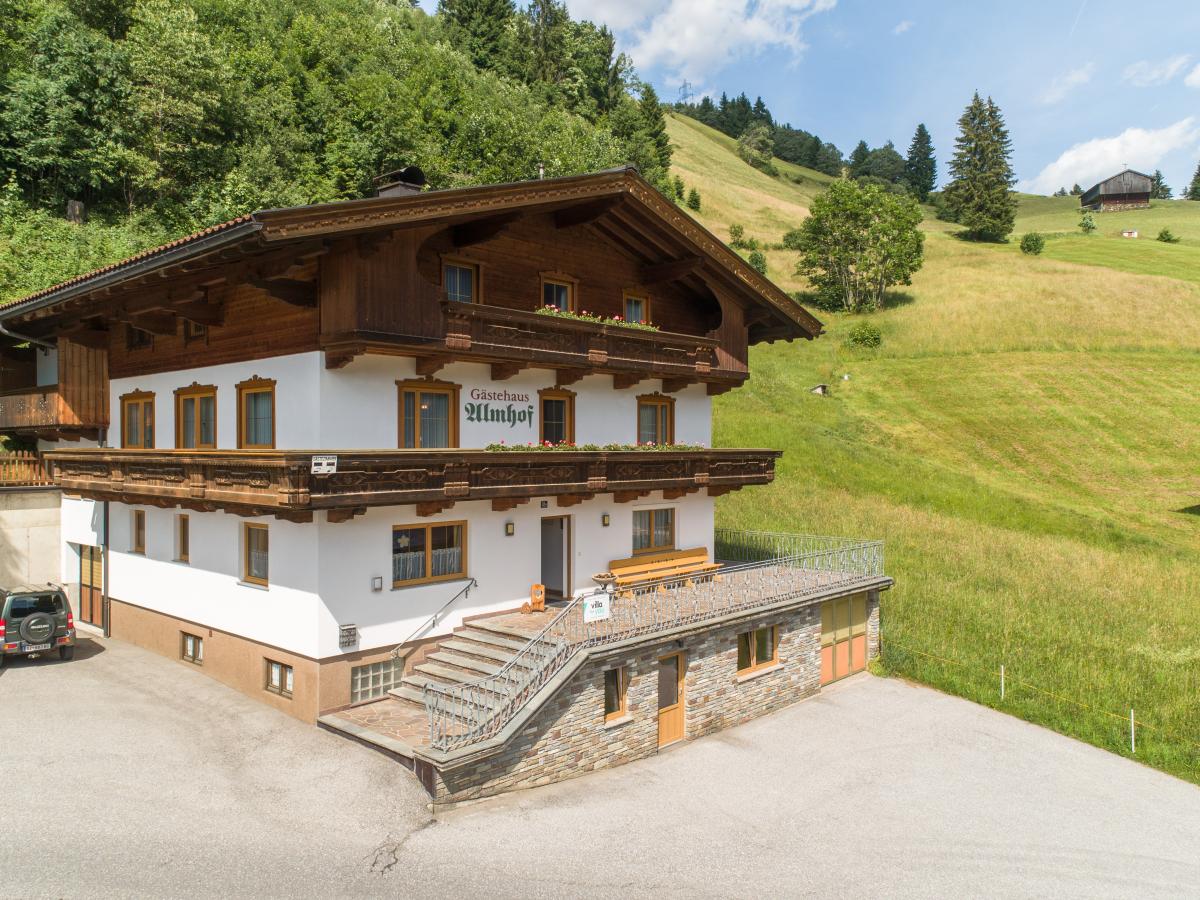 Exterior Summer