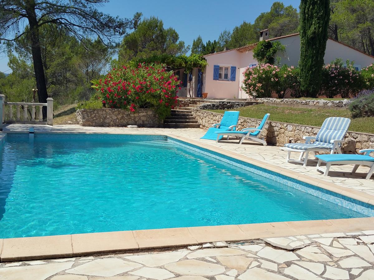 Villa photo 1